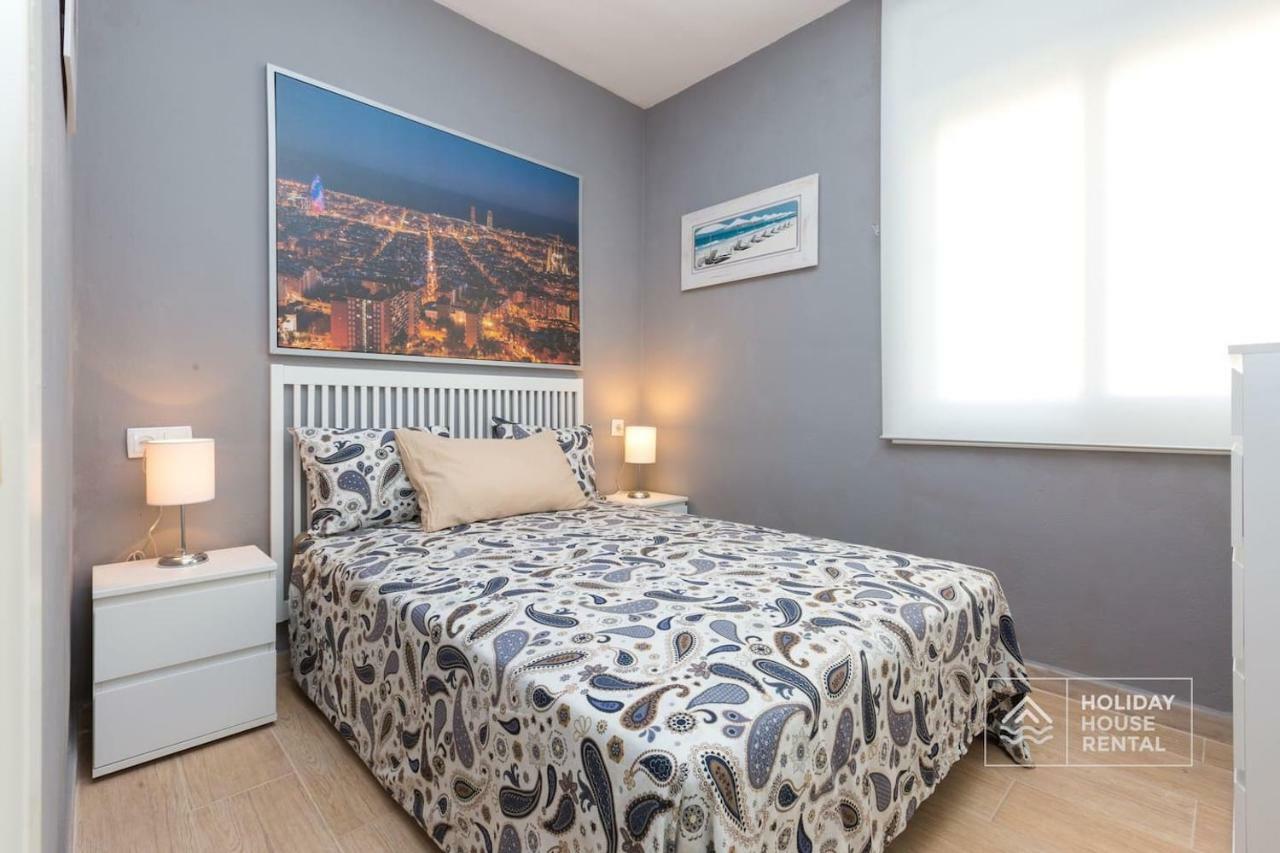 S12 - Beach Front Apartment --Free Wifi- Salou Zewnętrze zdjęcie