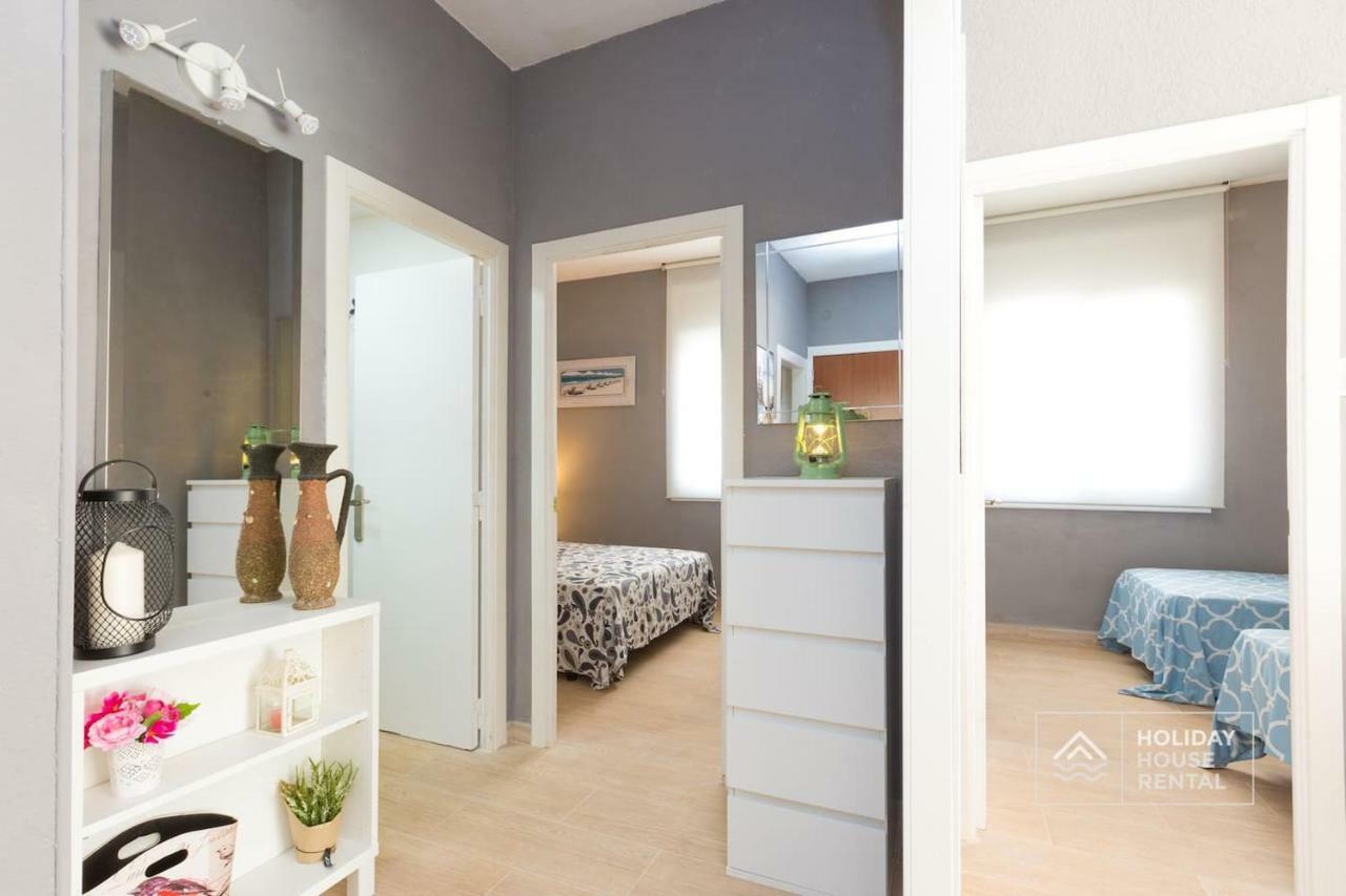 S12 - Beach Front Apartment --Free Wifi- Salou Zewnętrze zdjęcie