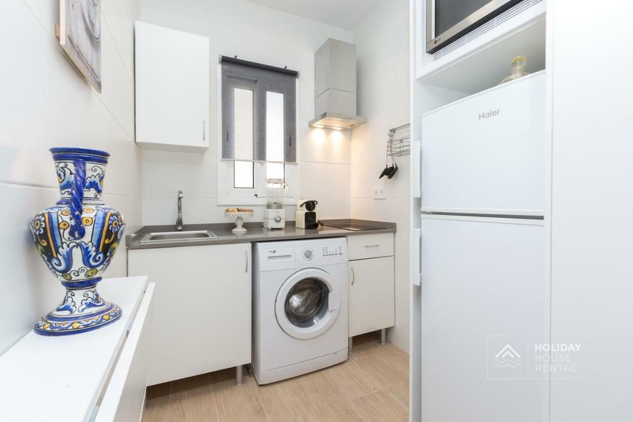 S12 - Beach Front Apartment --Free Wifi- Salou Zewnętrze zdjęcie