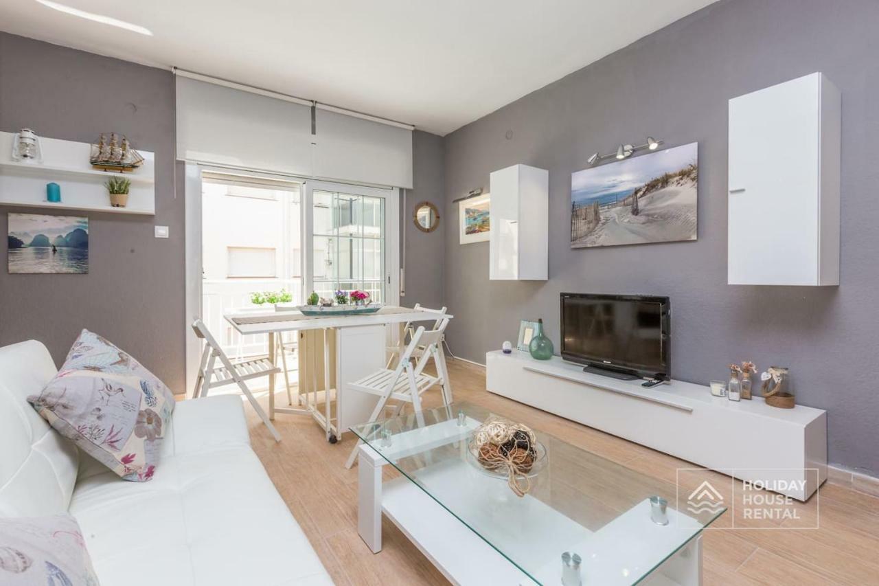 S12 - Beach Front Apartment --Free Wifi- Salou Zewnętrze zdjęcie